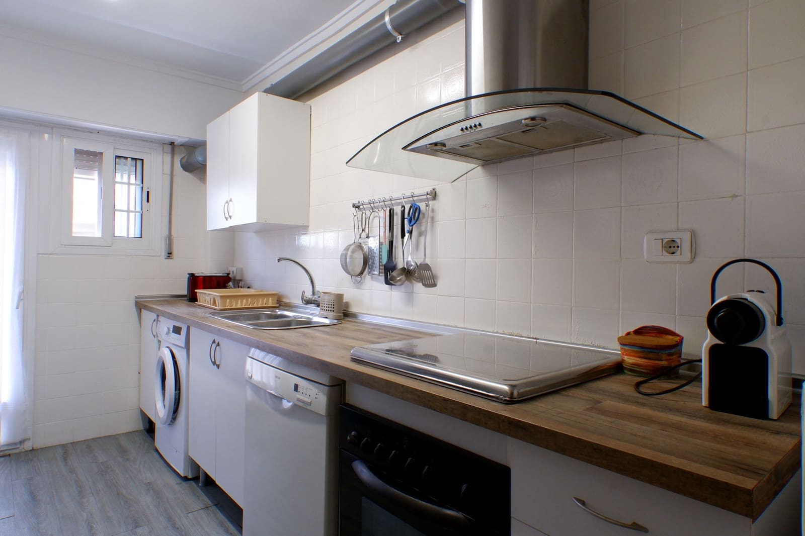 4 camera da letto Appartamento da affittare in Valencia citta - 1.500 € (Rif: 8403977)