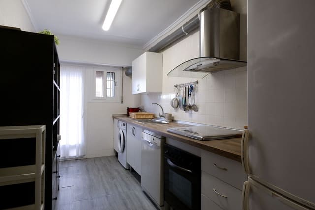 4 camera da letto Appartamento da affittare in Cabanyal-Canyamelar, Valencia città - 1.500 € (Rif: 8403977)