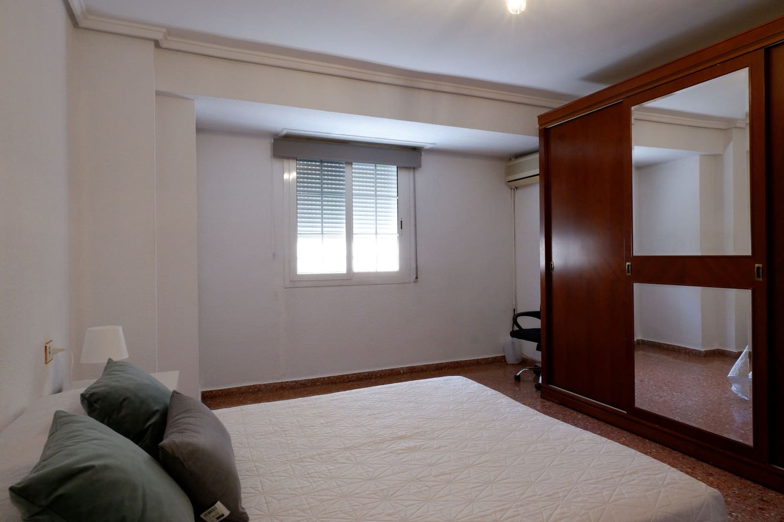 4 camera da letto Appartamento da affittare in Valencia citta - 1.500 € (Rif: 8403977)