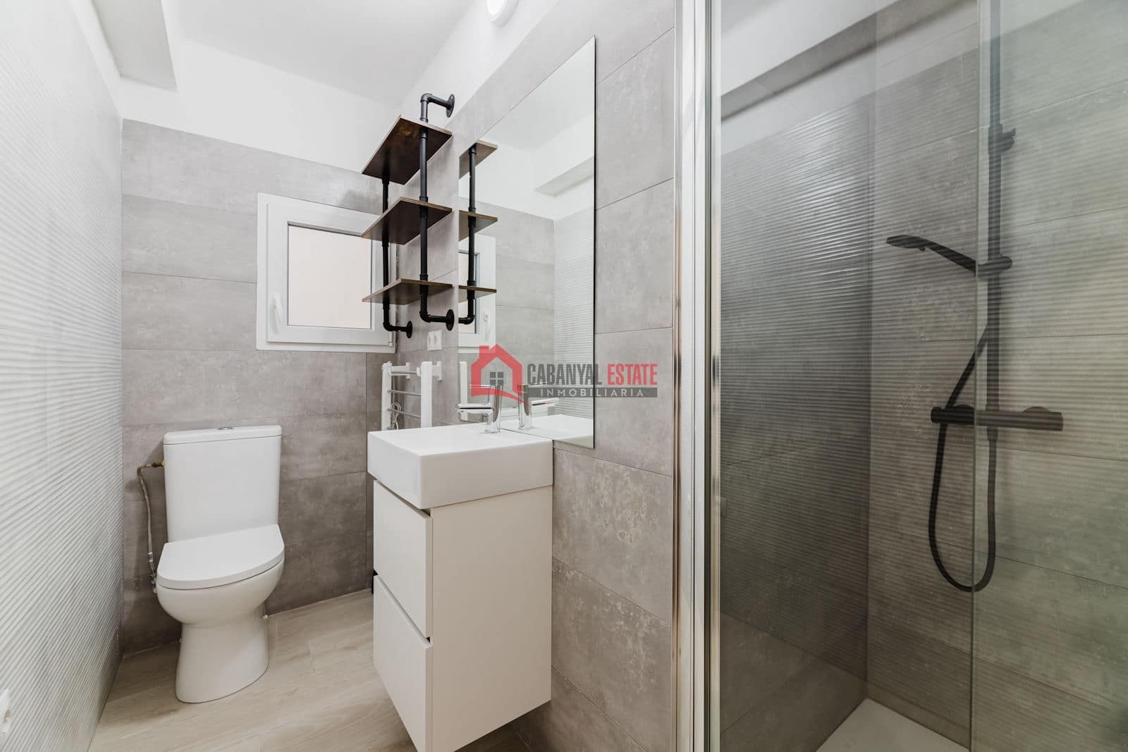 4 camera da letto Appartamento da affittare in Valencia citta - 500 € (Rif: 8416584)