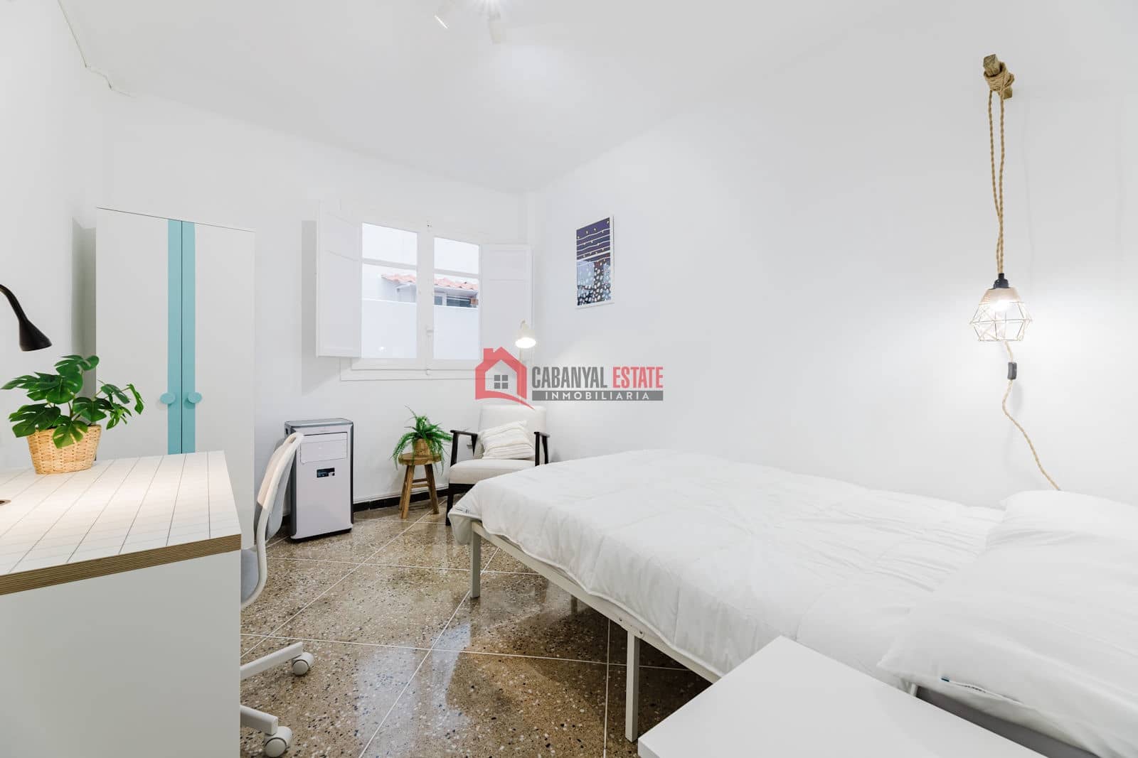 4 camera da letto Appartamento da affittare in Valencia citta - 500 € (Rif: 8416584)