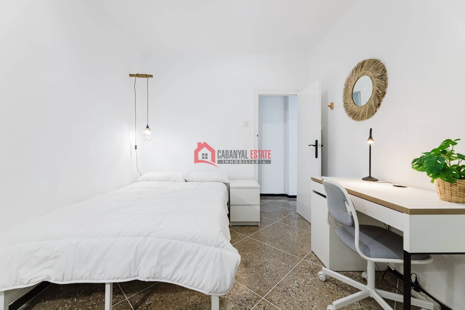 4 camera da letto Appartamento da affittare in Valencia citta - 500 € (Rif: 8416584)
