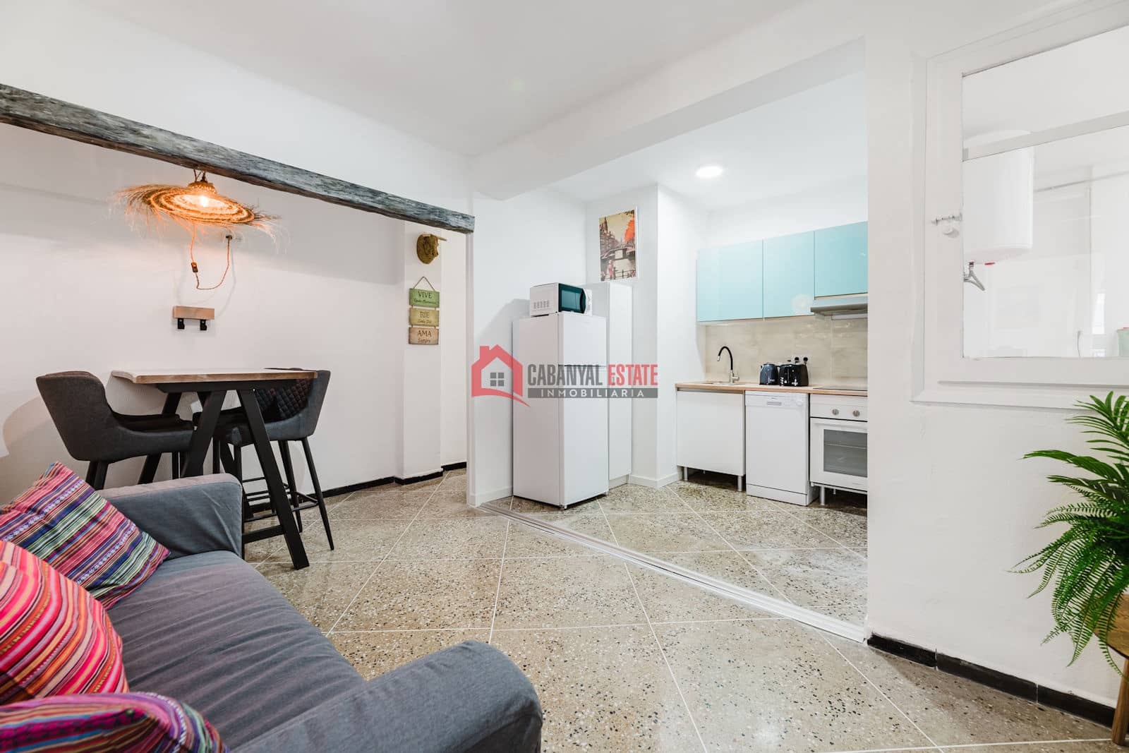 4 camera da letto Appartamento da affittare in Valencia citta - 500 € (Rif: 8416584)