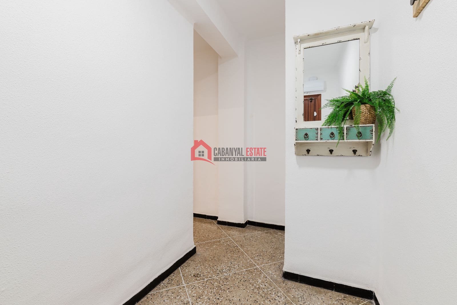 4 camera da letto Appartamento da affittare in Valencia citta - 500 € (Rif: 8416584)