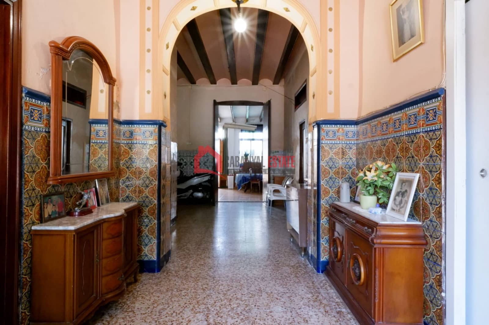 4 slaapkamer Appartement te koop in Valencia stad - € 400.000 (Ref: 8591900)