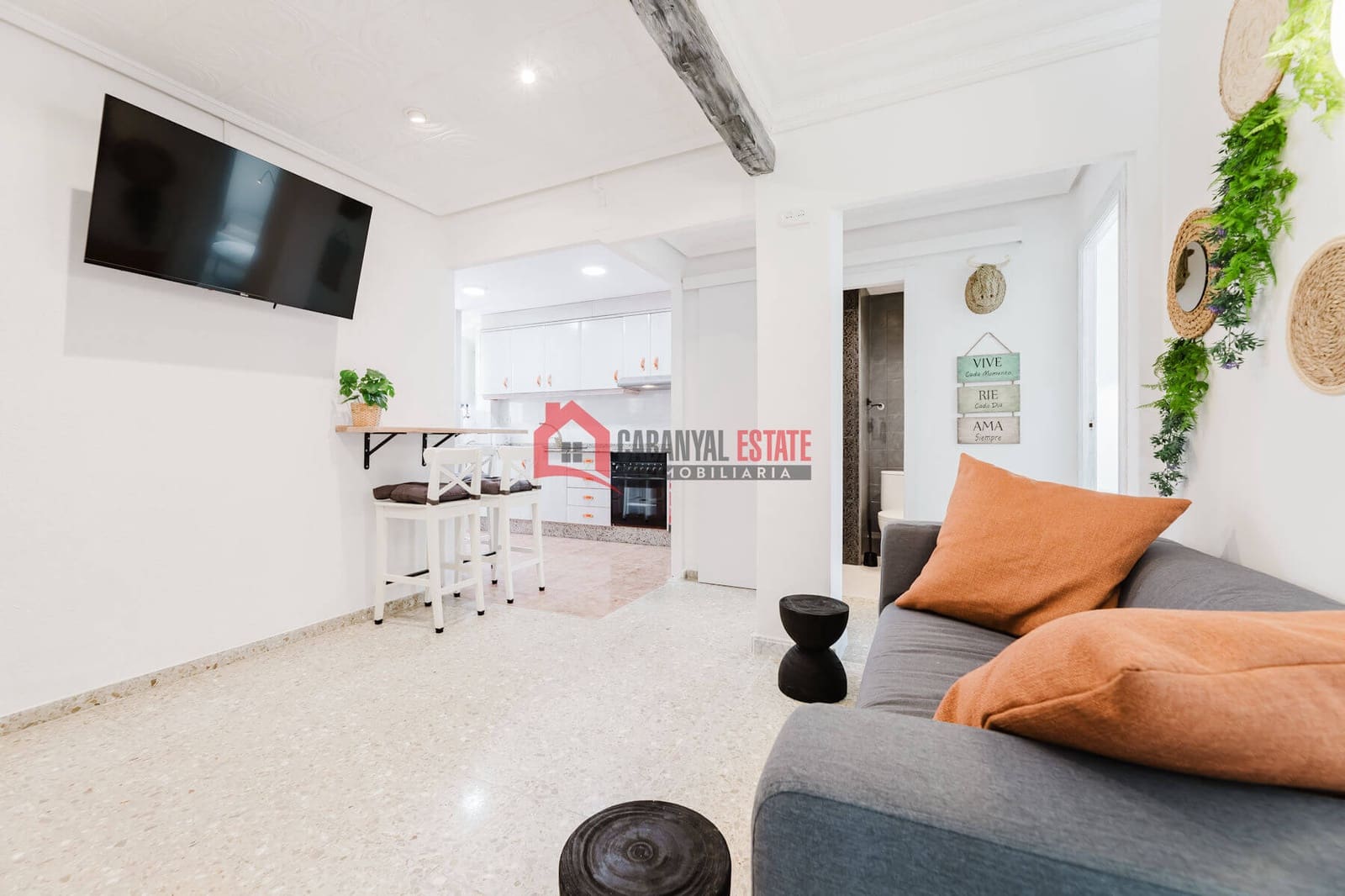 4 sypialnia Mieszkanie do wynajęcia w Miasto Walencja - 500 € (Ref: 8713468)