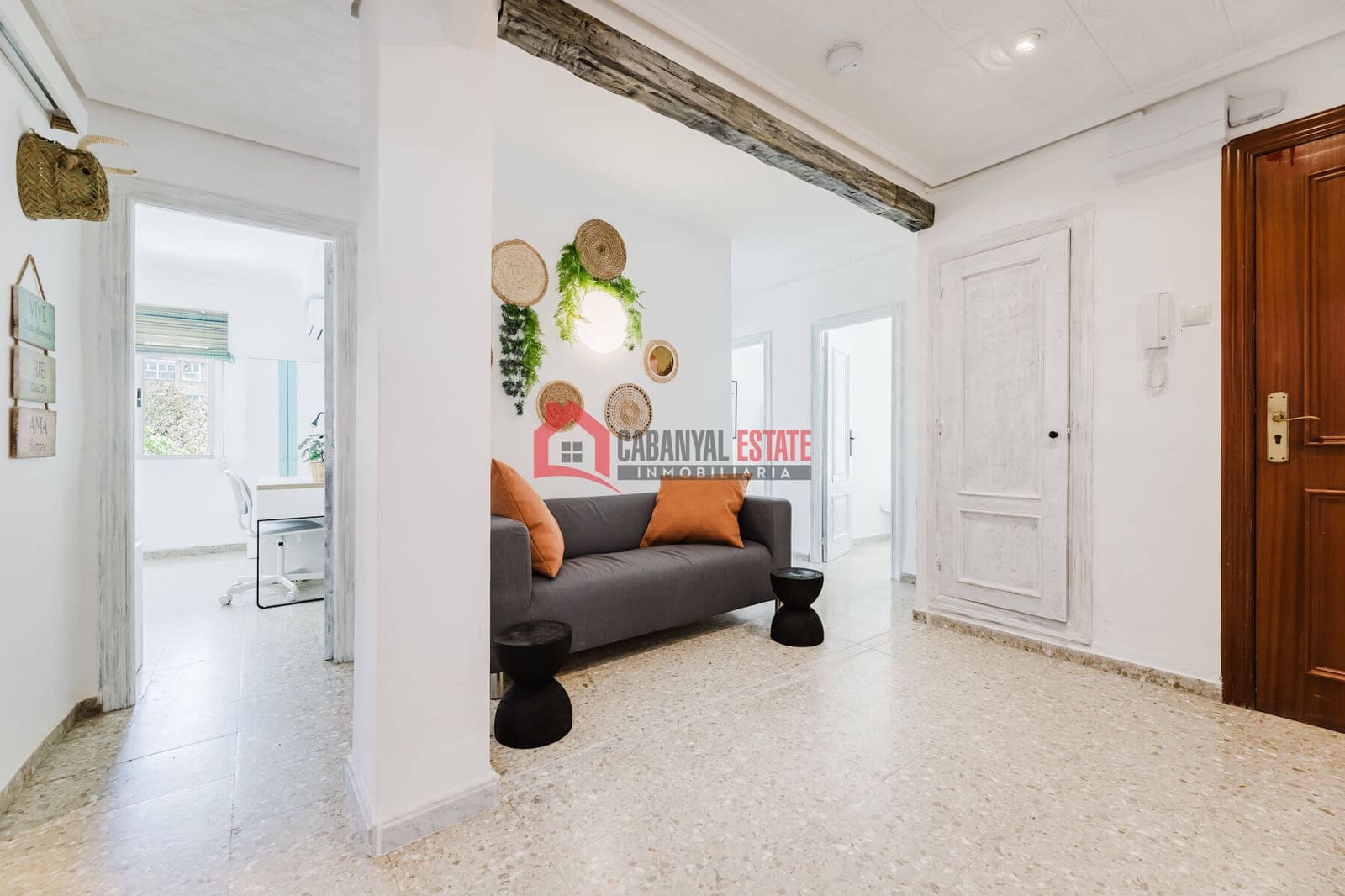 4 sypialnia Mieszkanie do wynajęcia w Miasto Walencja - 500 € (Ref: 8713468)