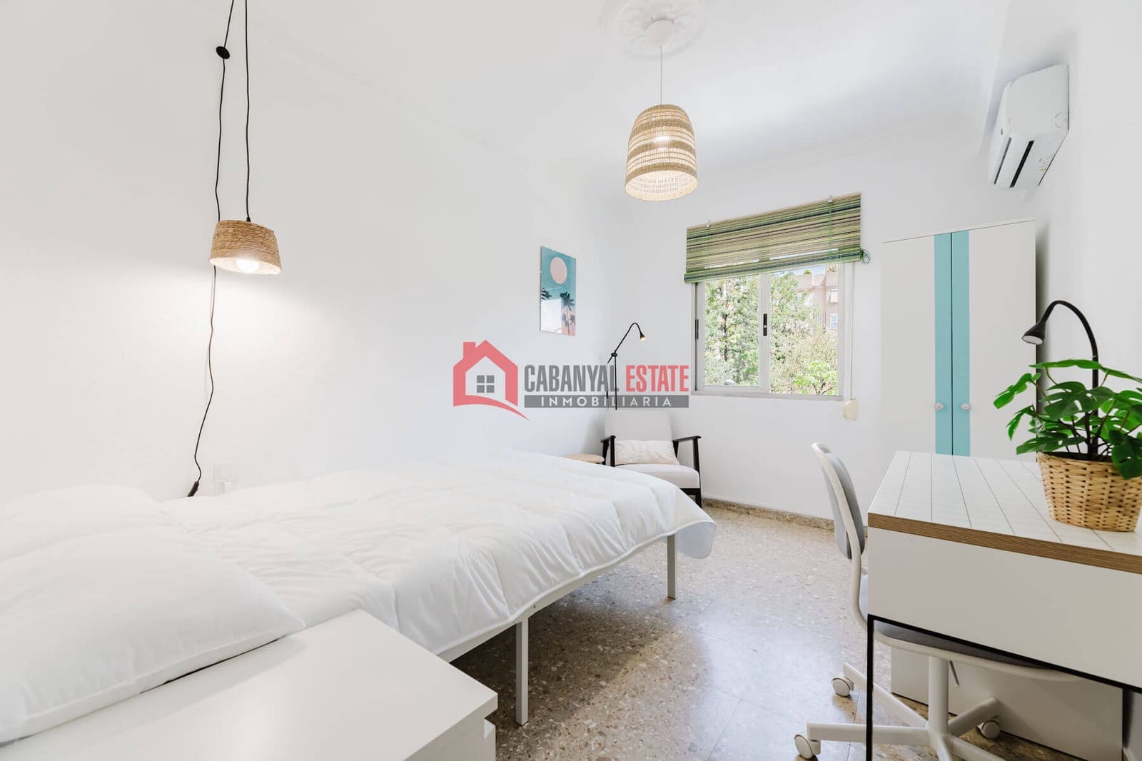 4 sypialnia Mieszkanie do wynajęcia w Miasto Walencja - 500 € (Ref: 8713468)