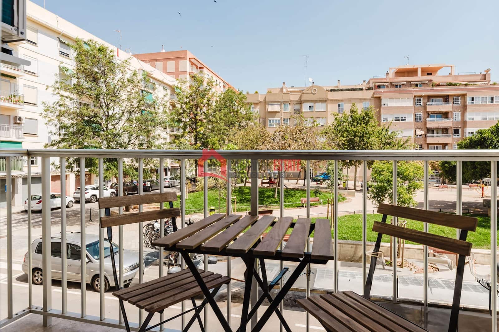 4 sypialnia Mieszkanie do wynajęcia w Miasto Walencja - 500 € (Ref: 8713468)