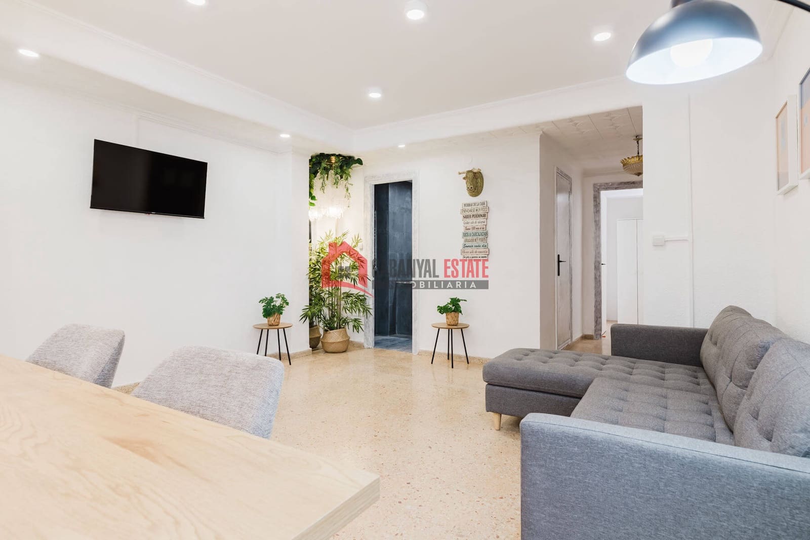 4 makuuhuone Huoneisto vuokrattavana paikassa Valencia kaupunki - 550 € (Ref: 8728286)