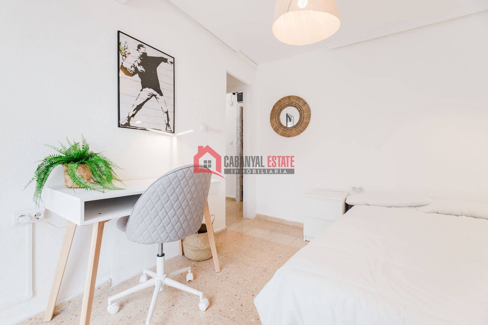 4 makuuhuone Huoneisto vuokrattavana paikassa Valencia kaupunki - 550 € (Ref: 8728286)