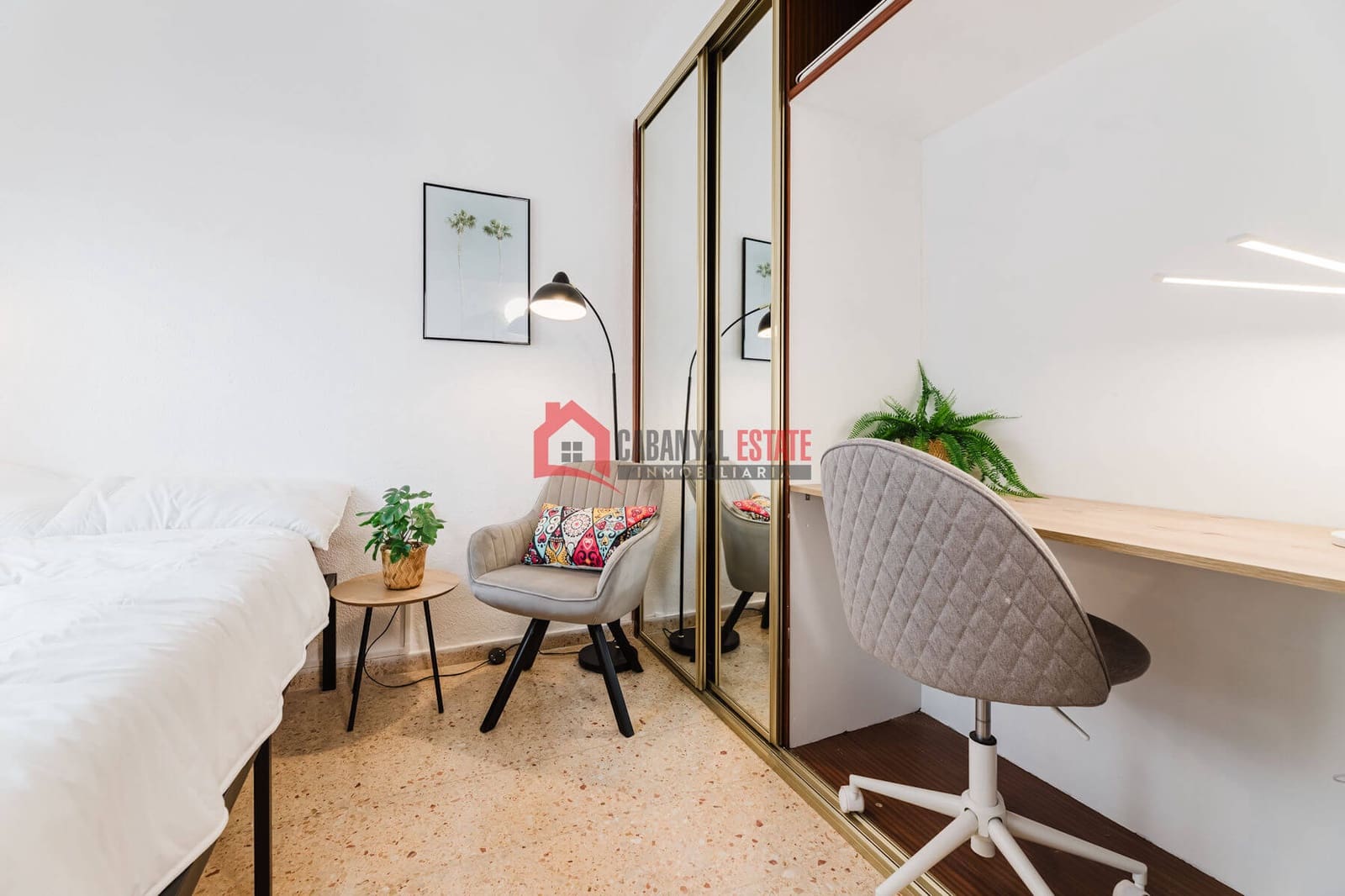 4 makuuhuone Huoneisto vuokrattavana paikassa Valencia kaupunki - 550 € (Ref: 8728286)