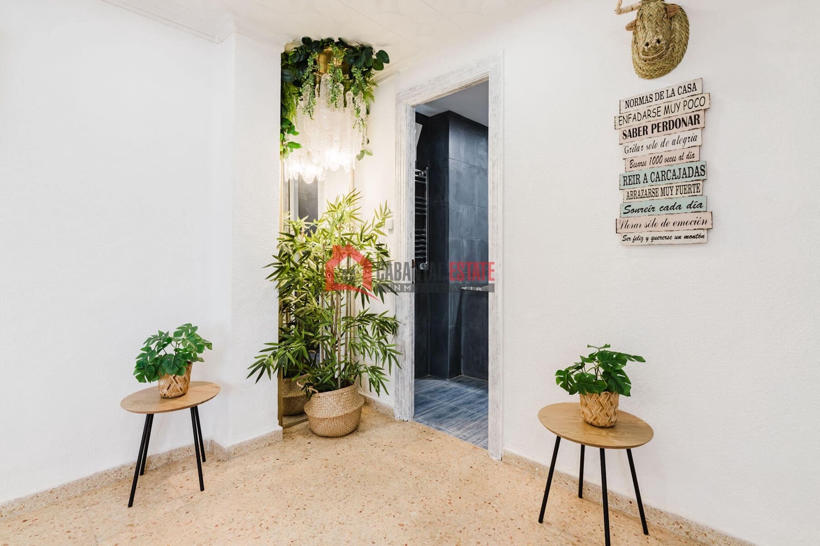 4 makuuhuone Huoneisto vuokrattavana paikassa Valencia kaupunki - 550 € (Ref: 8728286)