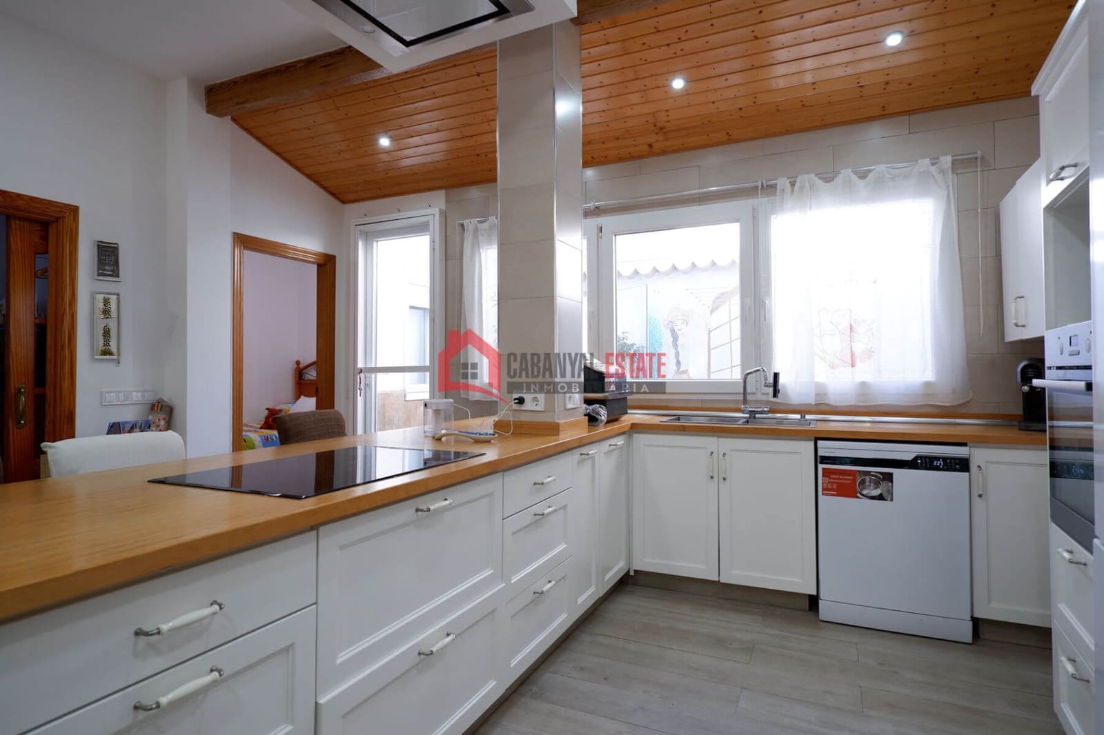 6 bedroom Terraced Villa for sale in Valencia city - € 1,500,000 (Ref: 8764523)