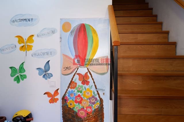 6 chambre Villa/Maison Mitoyenne à vendre à Cabanyal-Canyamelar, Valence ville - 1 500 000 € (Ref: 8764523)