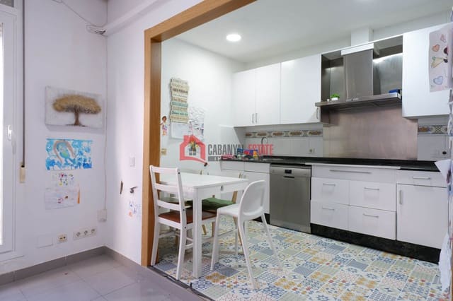 6 chambre Villa/Maison Mitoyenne à vendre à Cabanyal-Canyamelar, Valence ville - 1 500 000 € (Ref: 8764523)