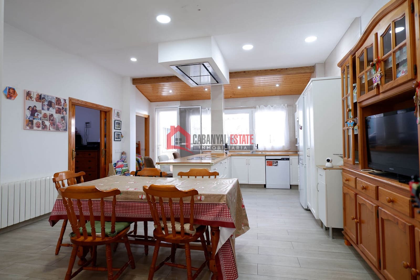 6 bedroom Terraced Villa for sale in Valencia city - € 1,500,000 (Ref: 8764523)