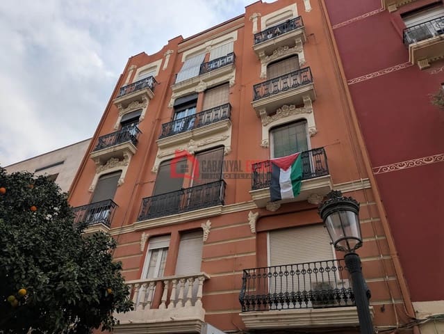 5 soveværelse Lejlighed til salg i Russafa, Valencia by - € 320.000 (Ref: 8820783)