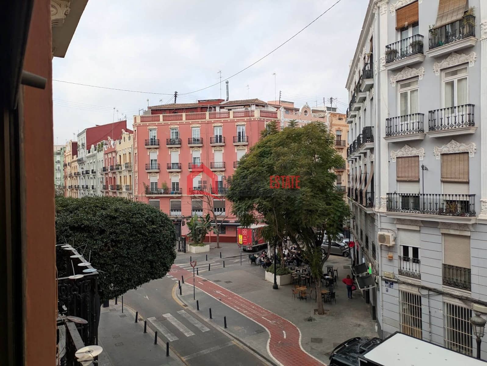 5 soveværelse Lejlighed til salg i Valencia by - € 350.000 (Ref: 8820783)