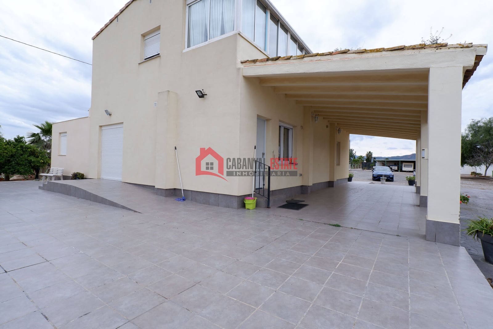 6 chambre Villa/Maison à vendre à Almarda avec piscine garage - 980 000 € (Ref: 8854617)