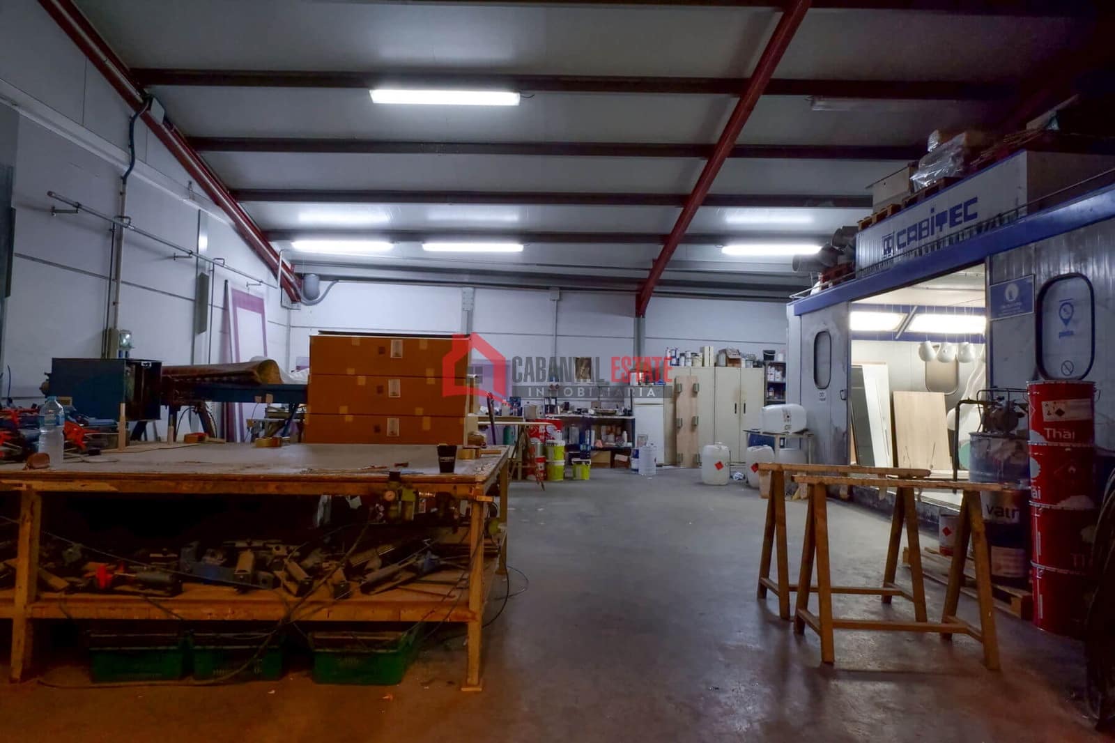 Kaupallinen myytävänä paikassa Naquera mukana 
autotalli - 639 000 € (Ref: 8932870)