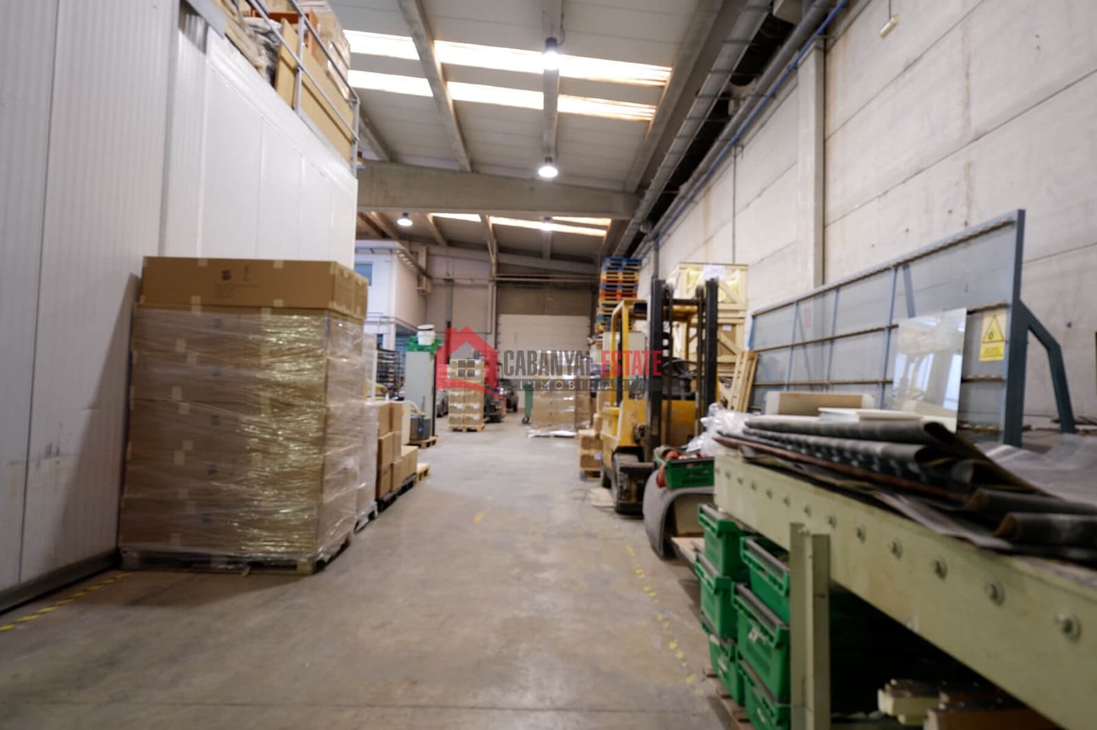 Kaupallinen myytävänä paikassa Naquera mukana 
autotalli - 639 000 € (Ref: 8932870)