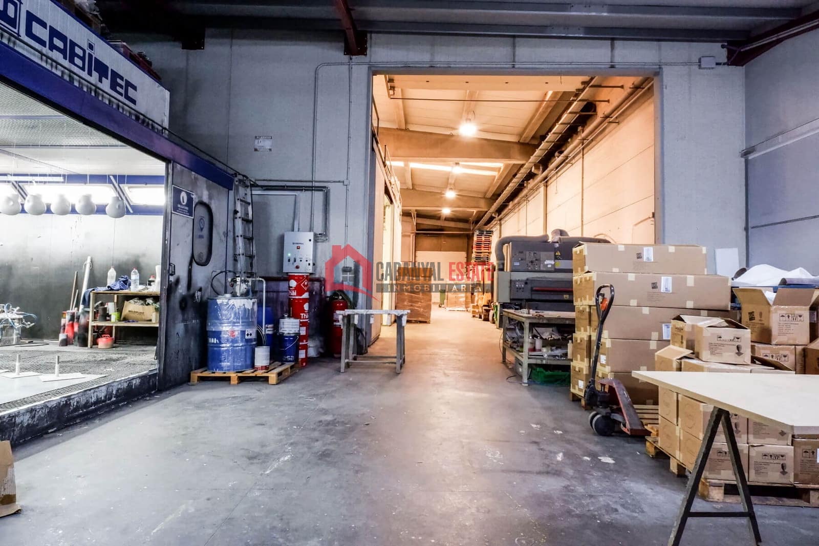 Kaupallinen myytävänä paikassa Naquera mukana 
autotalli - 639 000 € (Ref: 8932870)