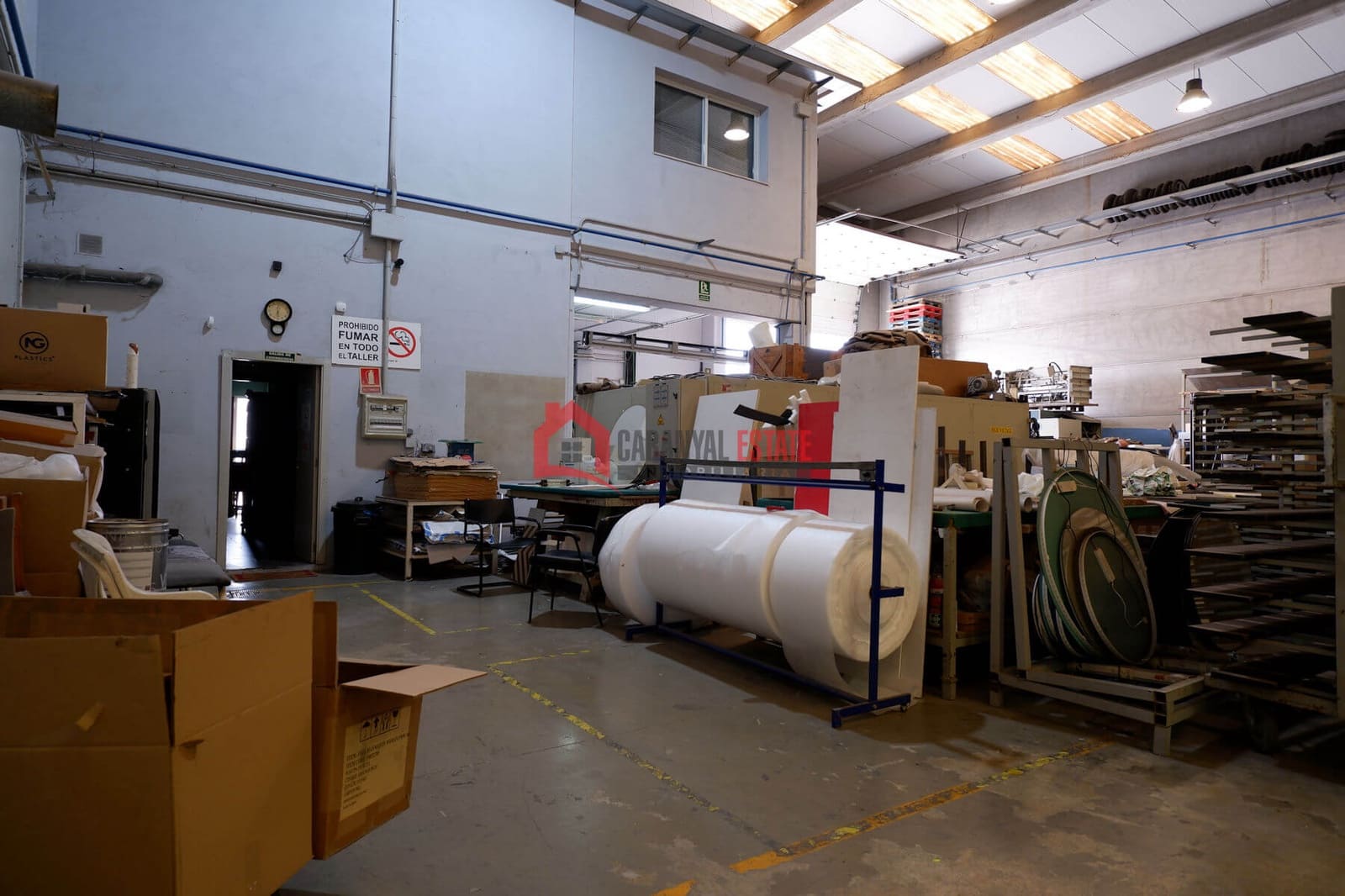 Kaupallinen myytävänä paikassa Naquera mukana 
autotalli - 639 000 € (Ref: 8932870)