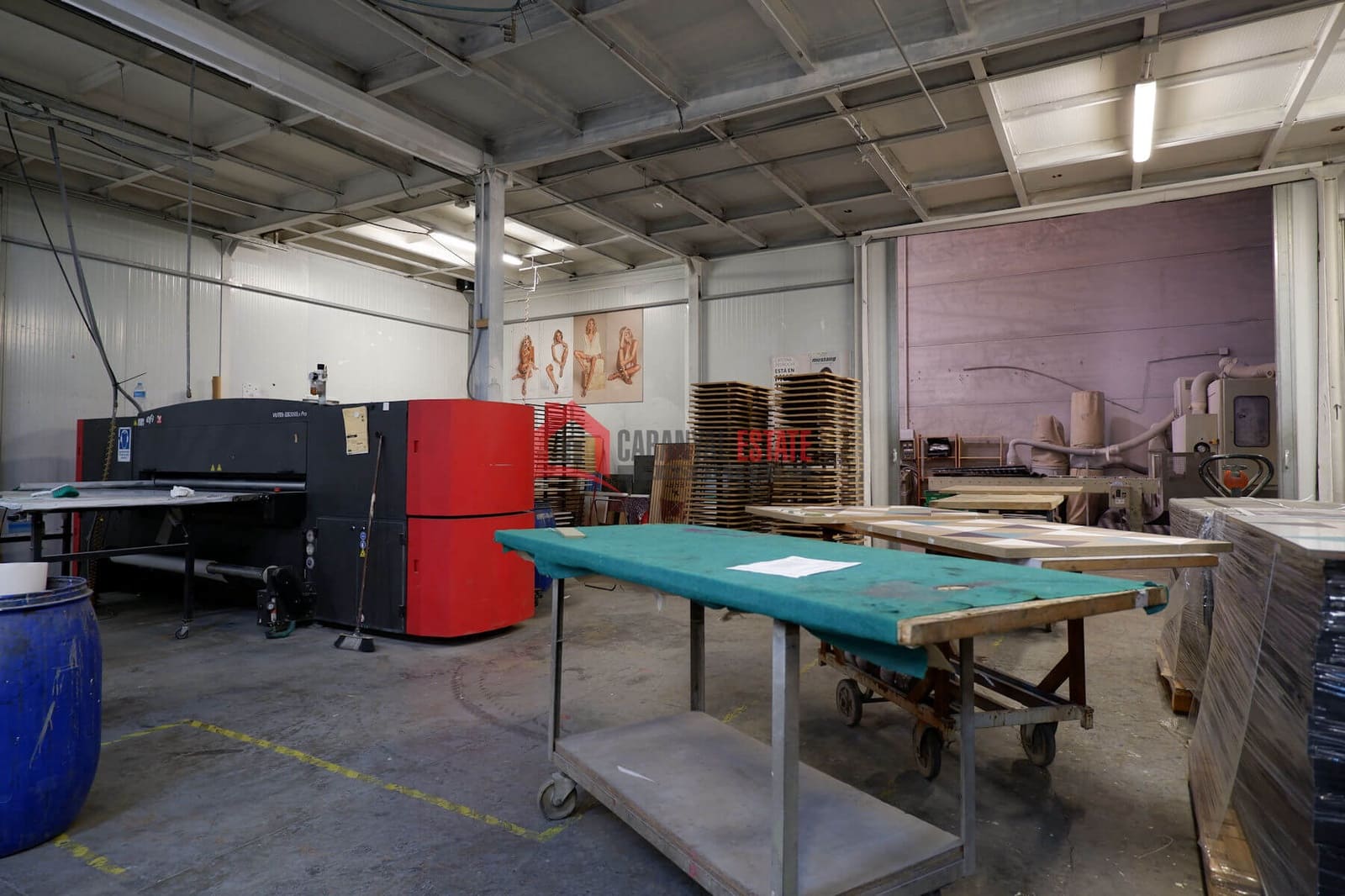 Kaupallinen myytävänä paikassa Naquera mukana 
autotalli - 639 000 € (Ref: 8932870)