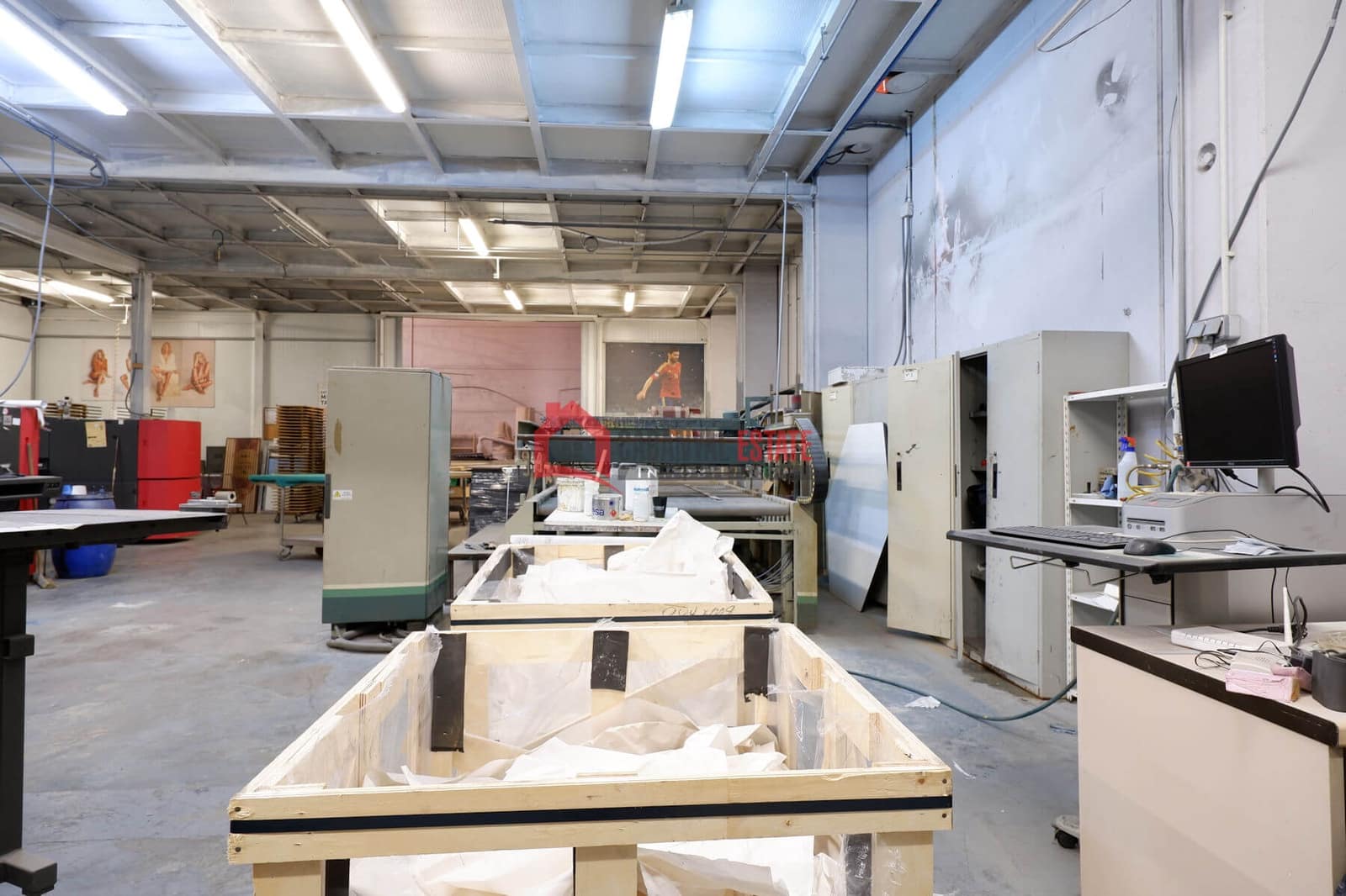 Kaupallinen myytävänä paikassa Naquera mukana 
autotalli - 639 000 € (Ref: 8932870)