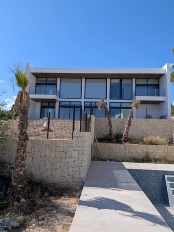 3 makuuhuone Huvila myytävänä paikassa Calpe / Calp mukana uima-altaan 
autotalli - 1 320 000 € (Ref: 8964107)