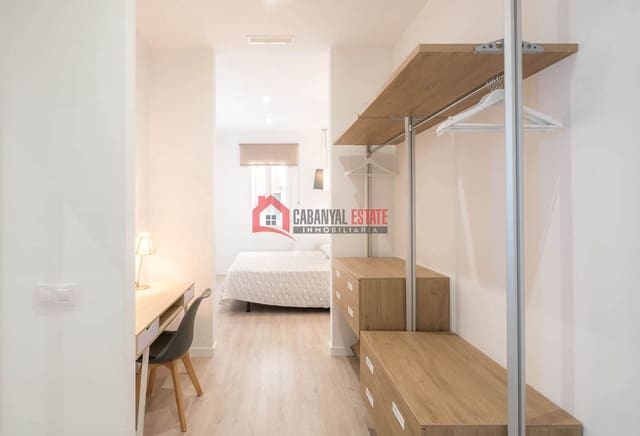 3 bedroom Apartment for rent in Cabanyal-Canyamelar, Valencia city - € 2,000 (Ref: 8981887)