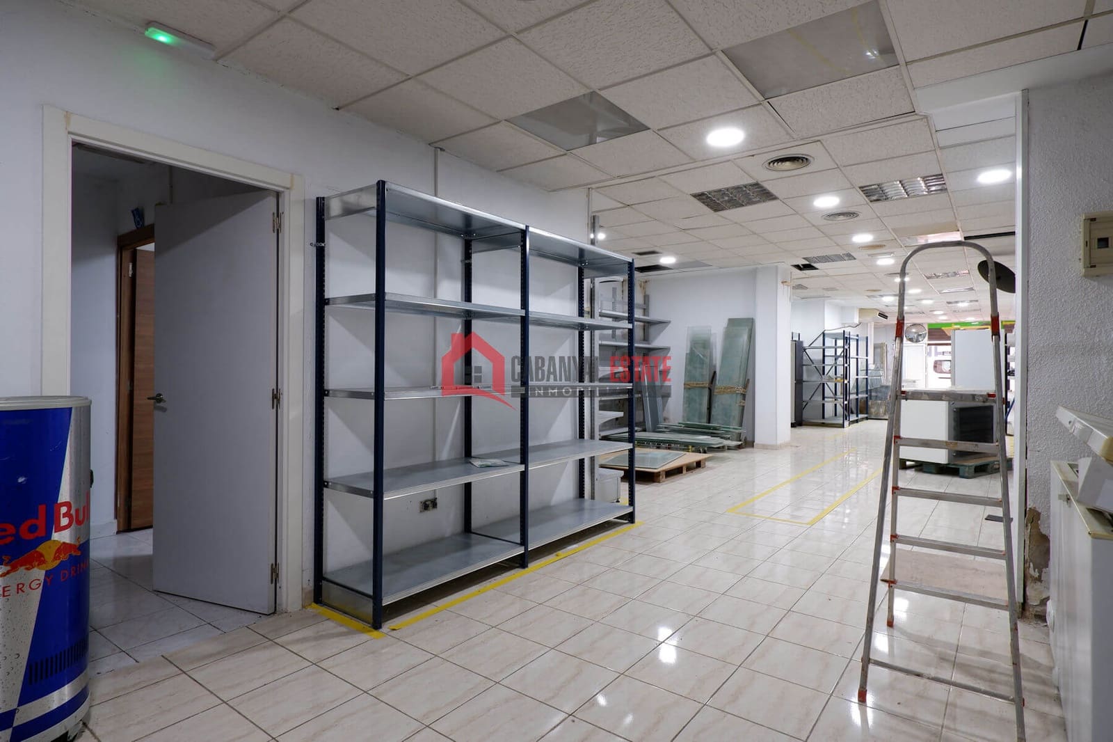 Commercial for rent in Valencia city - € 1,600 (Ref: 9009919)