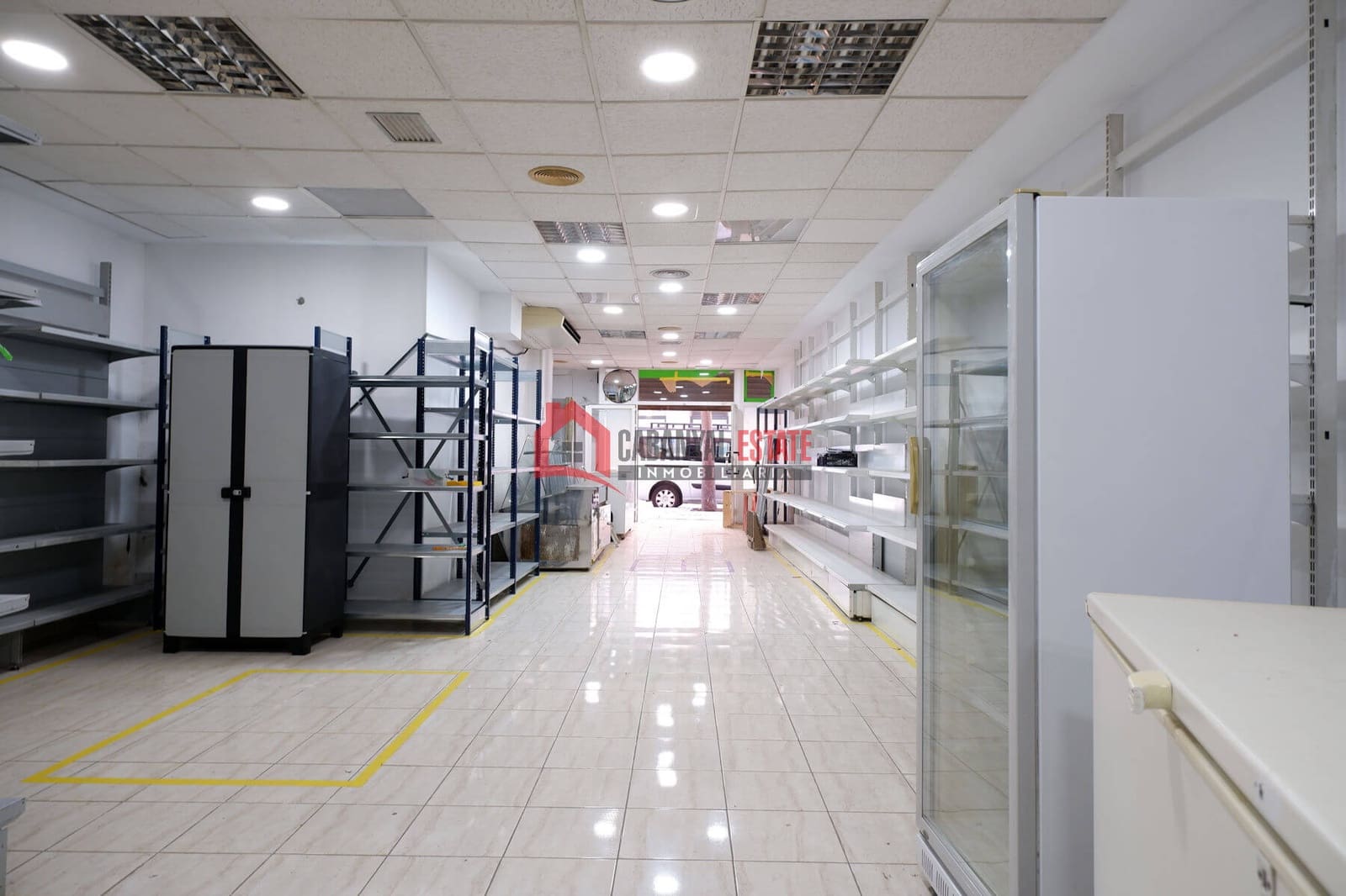 Commercial for rent in Valencia city - € 1,600 (Ref: 9009919)