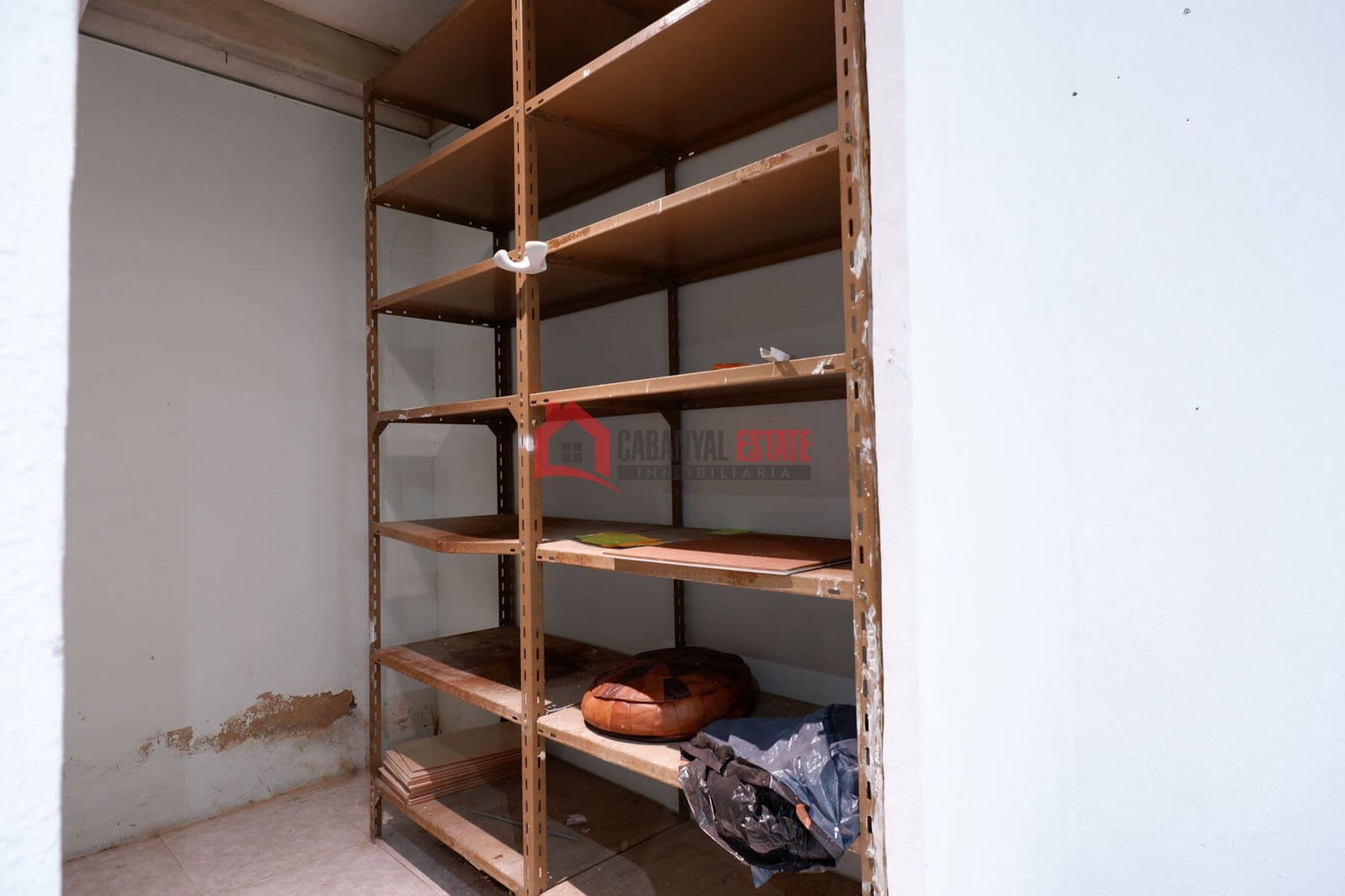 Commercieel te huur in Valencia stad - € 1.100 (Ref: 9009920)