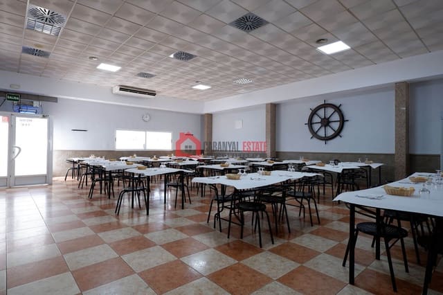 Commercial for sale in Sagunto / Sagunt with garage - € 560,000 (Ref: 9237302)