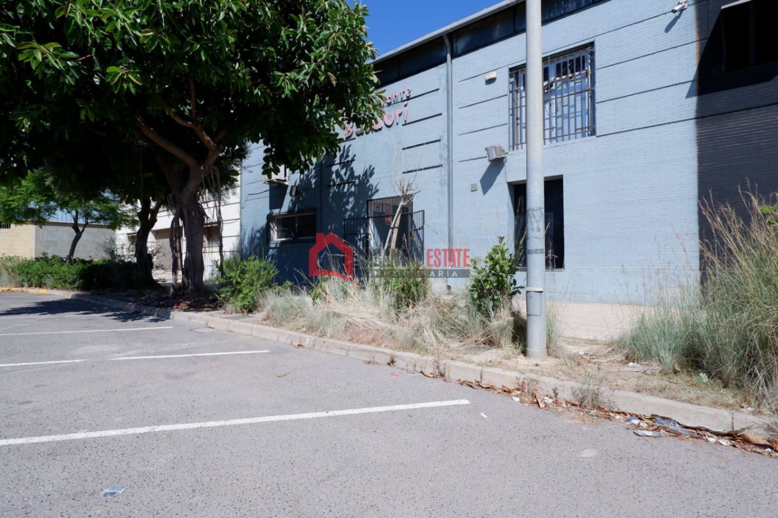 Commerciale in vendita in Sagunto / Sagunt con garage - 560.000 € (Rif: 9237302)