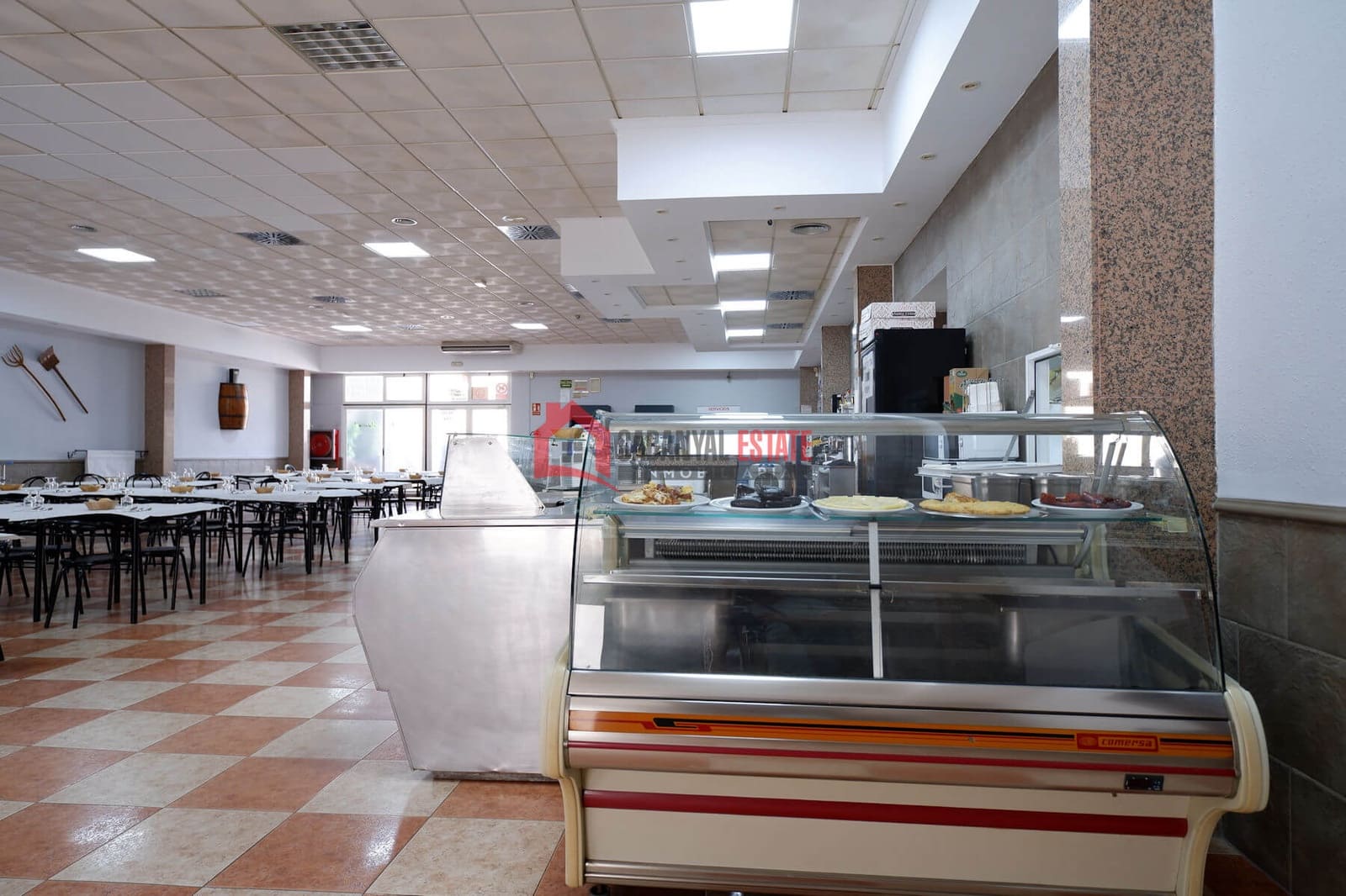 Commerciale in vendita in Sagunto / Sagunt con garage - 560.000 € (Rif: 9237302)