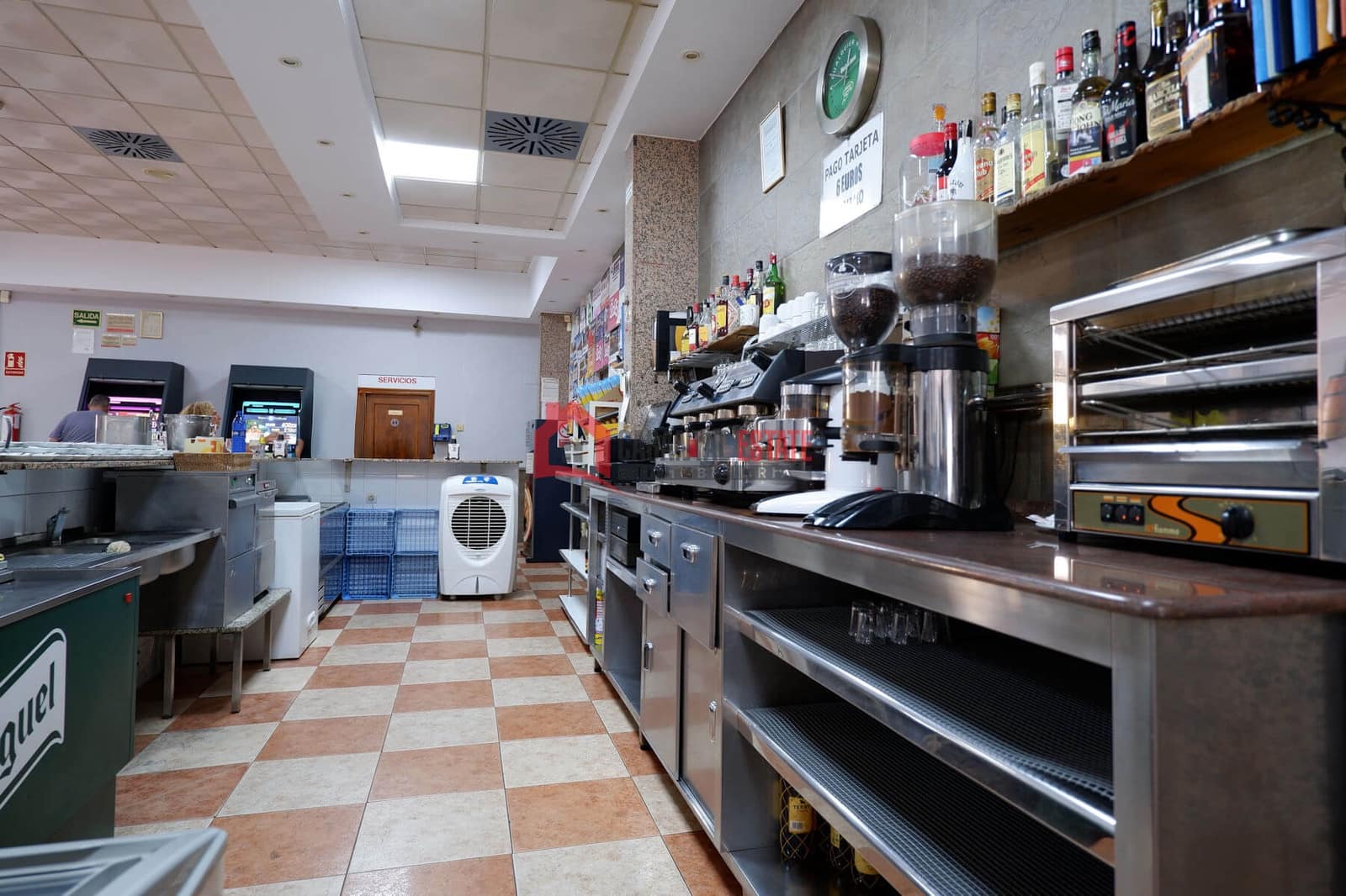 Commerciale in vendita in Sagunto / Sagunt con garage - 560.000 € (Rif: 9237302)