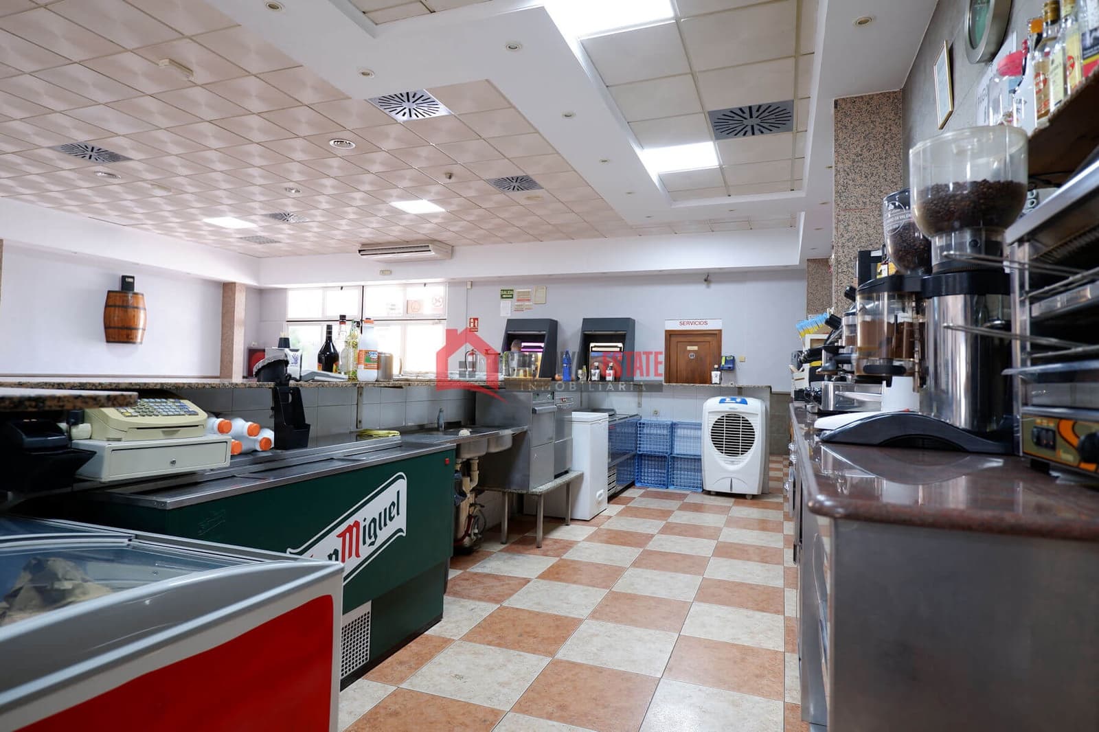 Commerciale in vendita in Sagunto / Sagunt con garage - 560.000 € (Rif: 9237302)