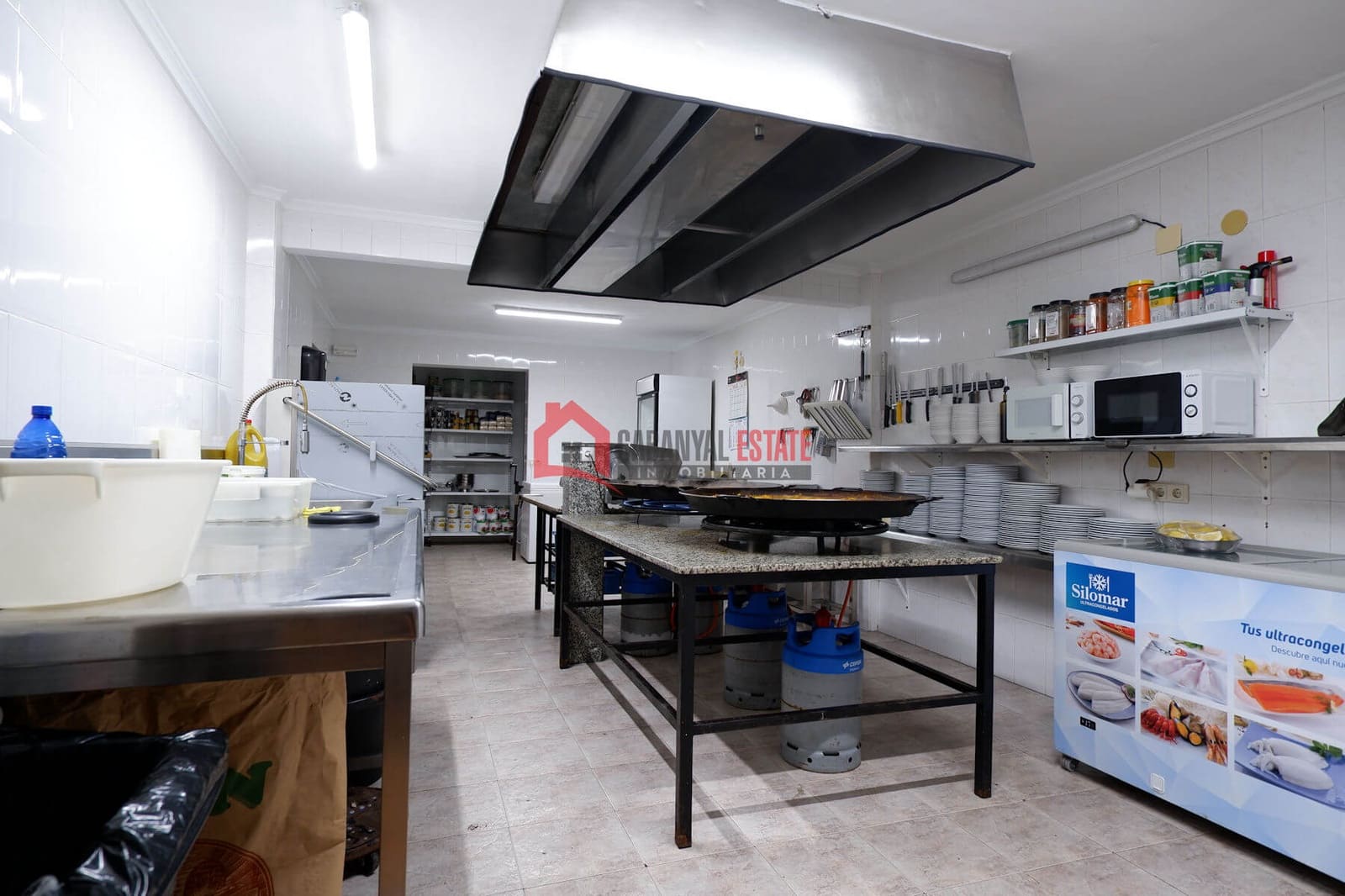 Commerciale in vendita in Sagunto / Sagunt con garage - 560.000 € (Rif: 9237302)