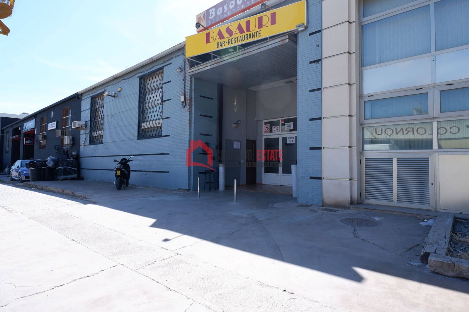 Commerciale in vendita in Sagunto / Sagunt con garage - 560.000 € (Rif: 9237302)
