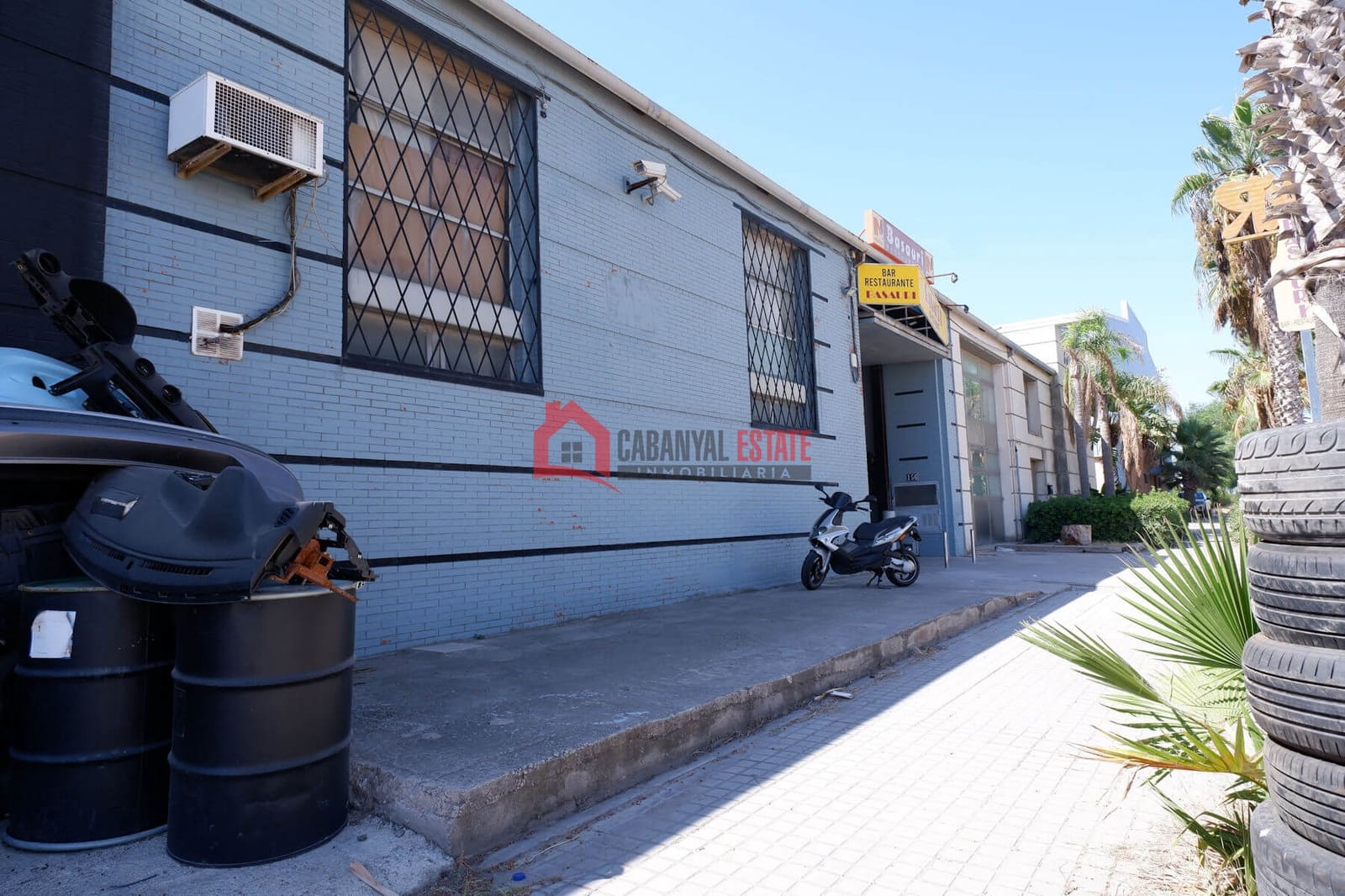 Commerciale in vendita in Sagunto / Sagunt con garage - 560.000 € (Rif: 9237302)