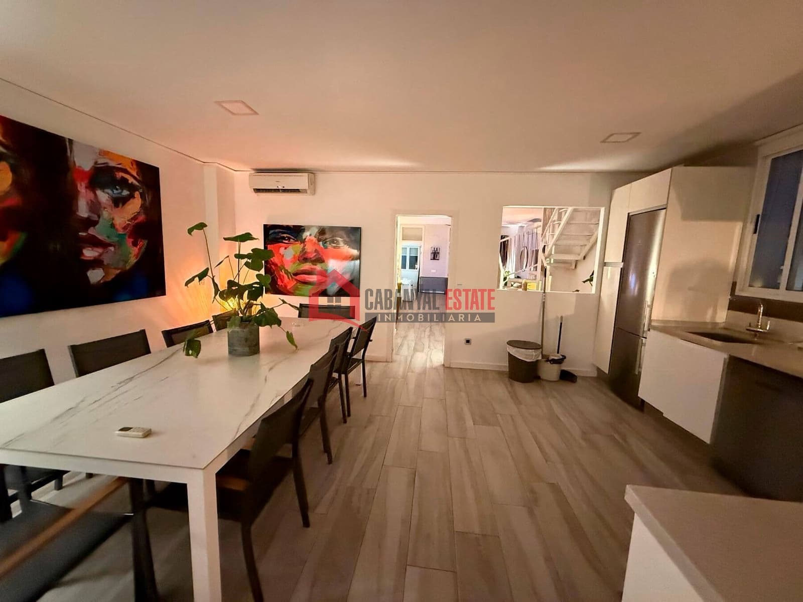 6 soveværelse Rækkehus til salg i Valencia by - € 1.390.000 (Ref: 9254185)