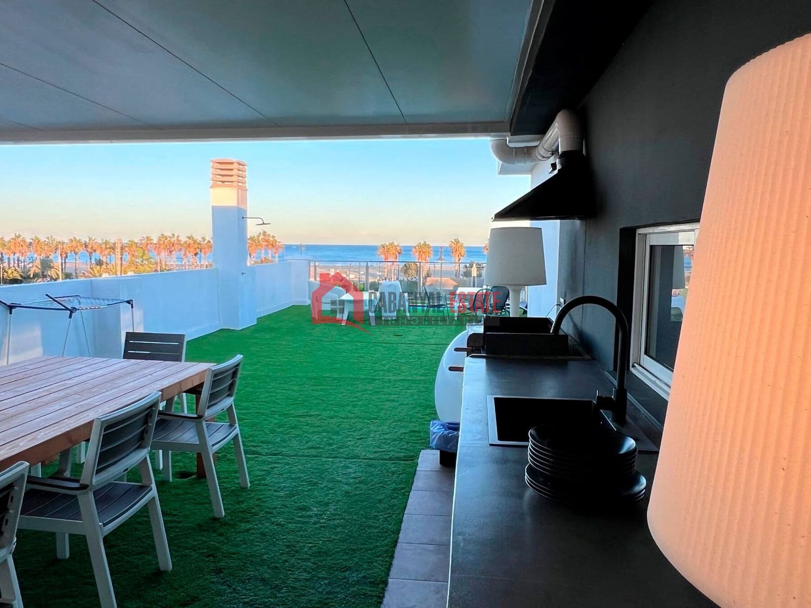 6 soveværelse Rækkehus til salg i Valencia by - € 1.390.000 (Ref: 9254185)