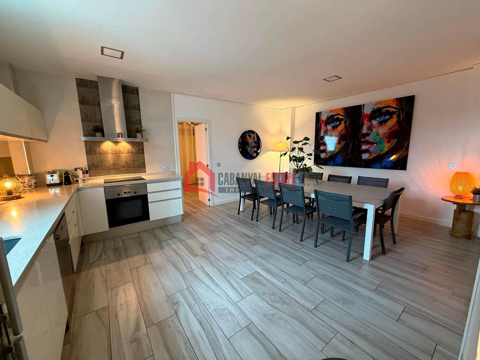 6 soveværelse Rækkehus til salg i Valencia by - € 1.390.000 (Ref: 9254185)