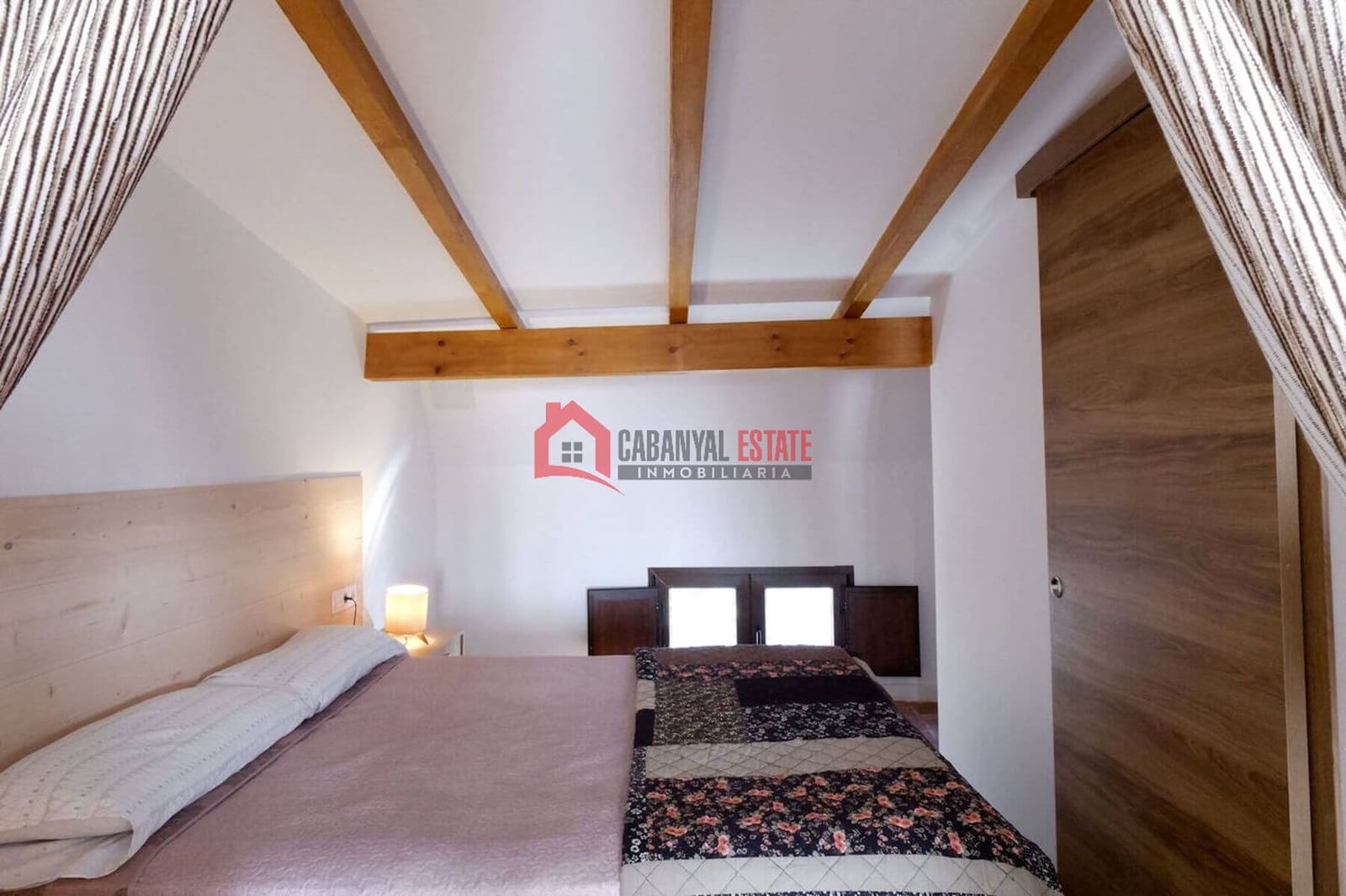 1 makuuhuone Huoneisto vuokrattavana paikassa Valencia kaupunki - 1 500 € (Ref: 9294081)