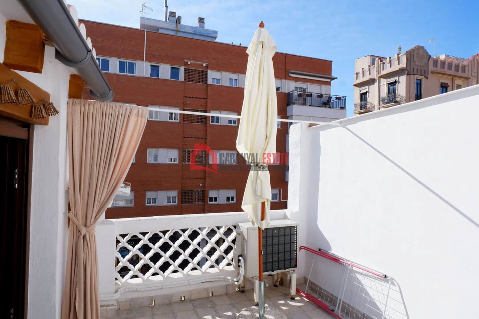 1 makuuhuone Huoneisto vuokrattavana paikassa Valencia kaupunki - 1 500 € (Ref: 9294081)