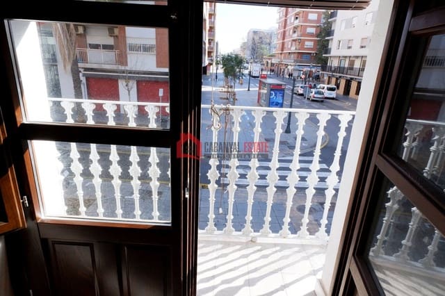 1 bedroom Apartment for rent in Cabanyal-Canyamelar, Valencia city - € 1,500 (Ref: 9294081)