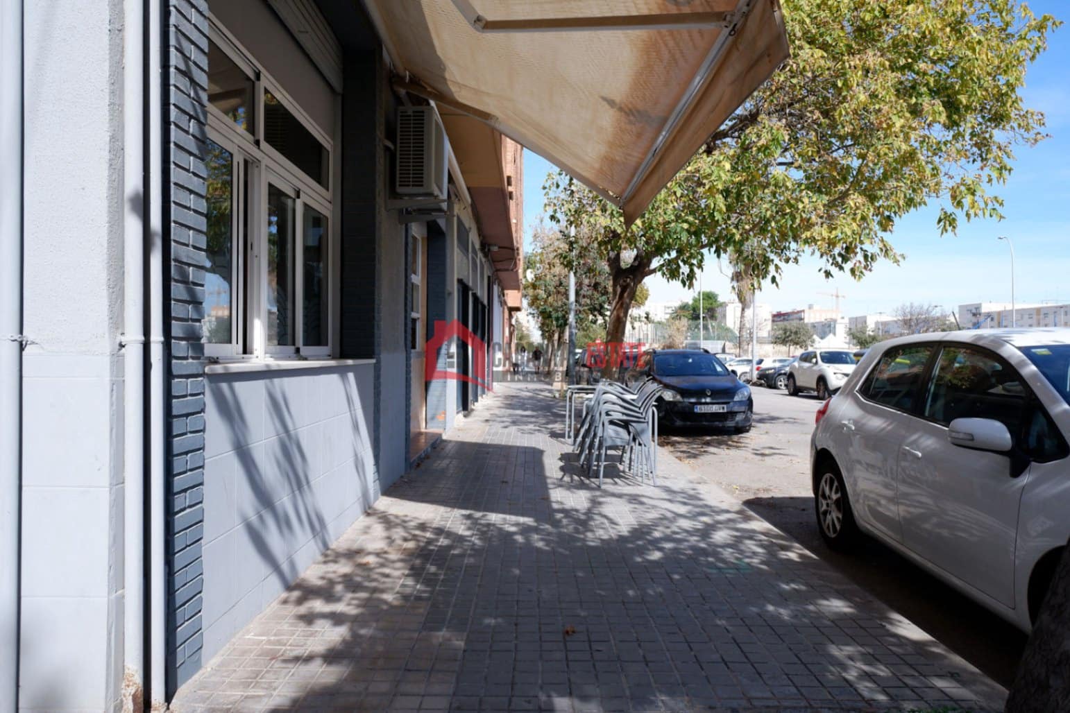 Local Comercial en València ciudad en venta - 230.000 € (Ref: 9343192)